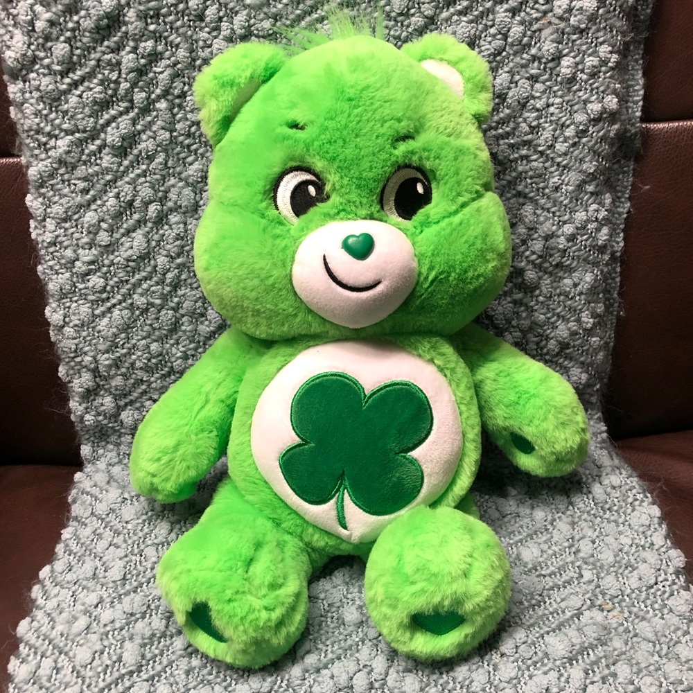 Lucky Bear Carebear 💚